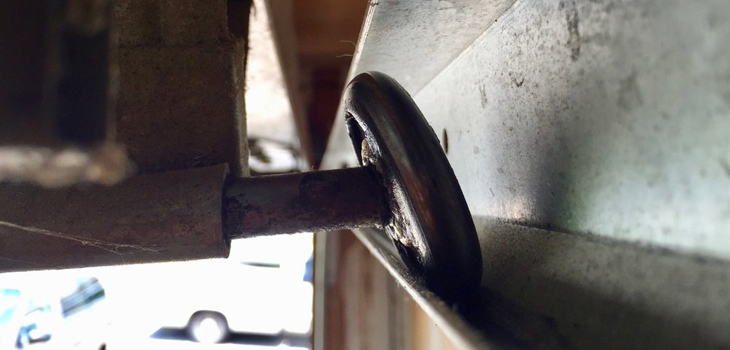 garage door rollers repair in Chatsworth