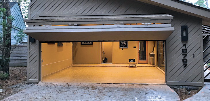 Vertical Bifold Garage Door Repair in Chatsworth 